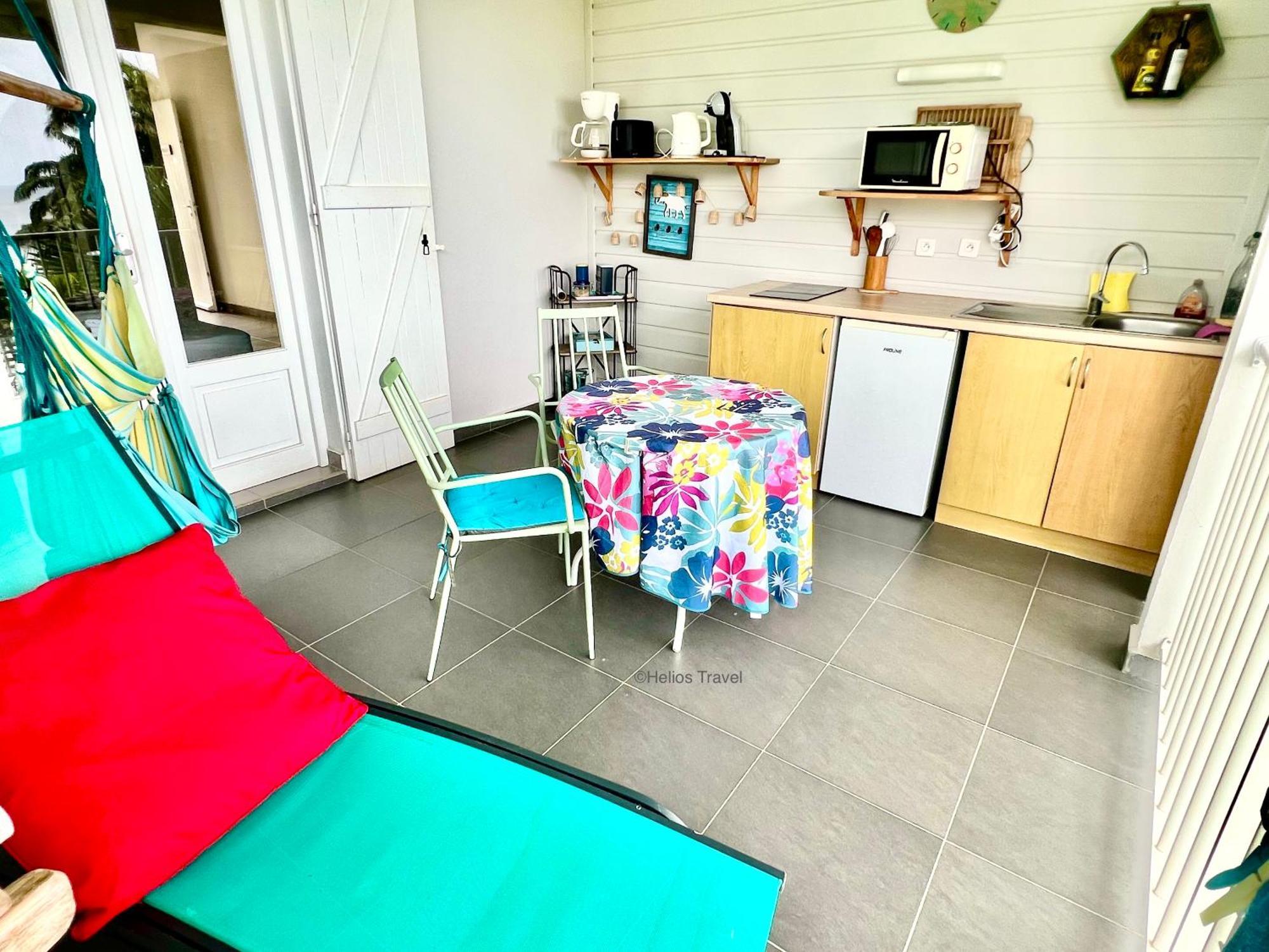 Appartement Tillet. O Coeur de Deshaies. Buitenkant foto